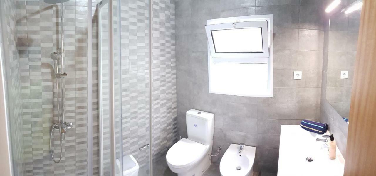 Join Our Relaxed House Near The Beach - Mosteiros Mosteiros  Exteriér fotografie
